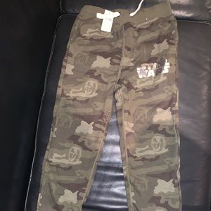 BNWT Boys Camo Gap Star Wars sweatpants size 8